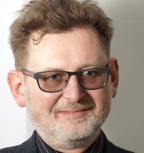 dr Marcin Dabrowski